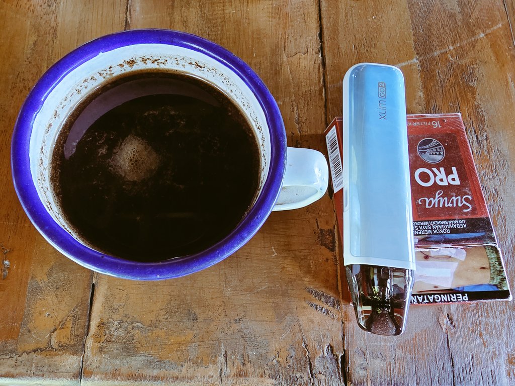 aideninajah1234's tweet photo. Ga perlu jauh jauh ke puncak lagi
Di BSD sudah ada Kopi Klotok 
NomNomNom🤤 https://t.co/ni1lSjhQzd