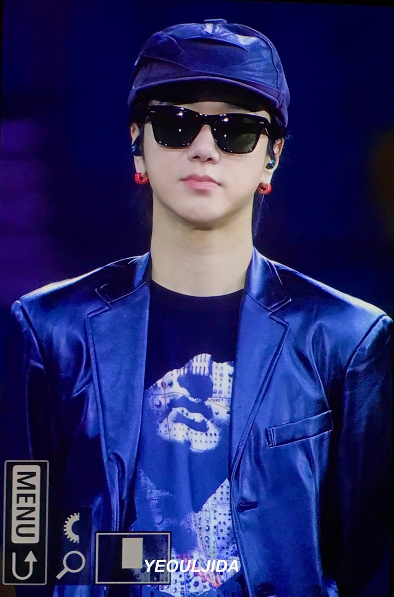 Yeouljida's tweet photo. 260405
오랜만이야👋👋👋
#Yesung #예성 #イェソン #艺声  
@shfly3424 @YESUNG_smtown https://t.co/VSnZDcV4K2