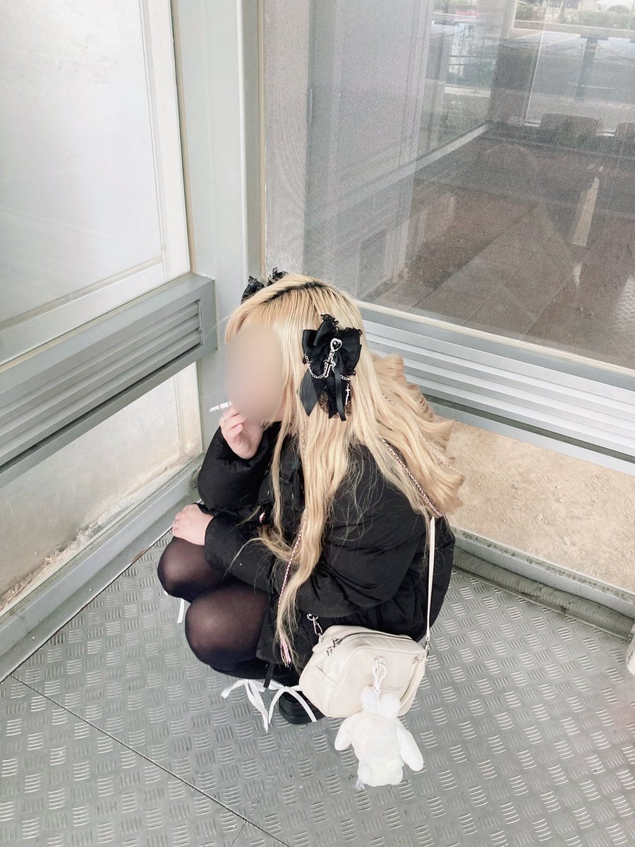 폰소라 tweet media