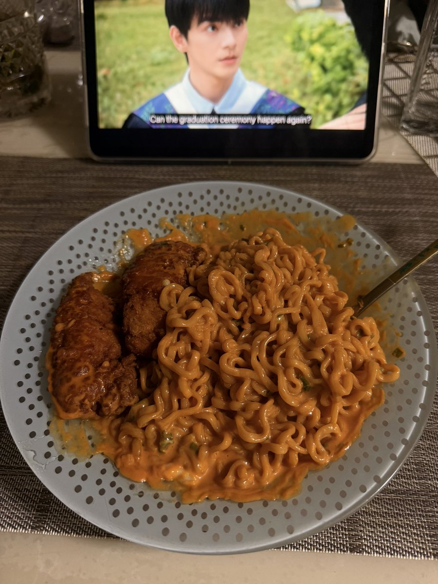 「 haidar 」🌙 tweet media