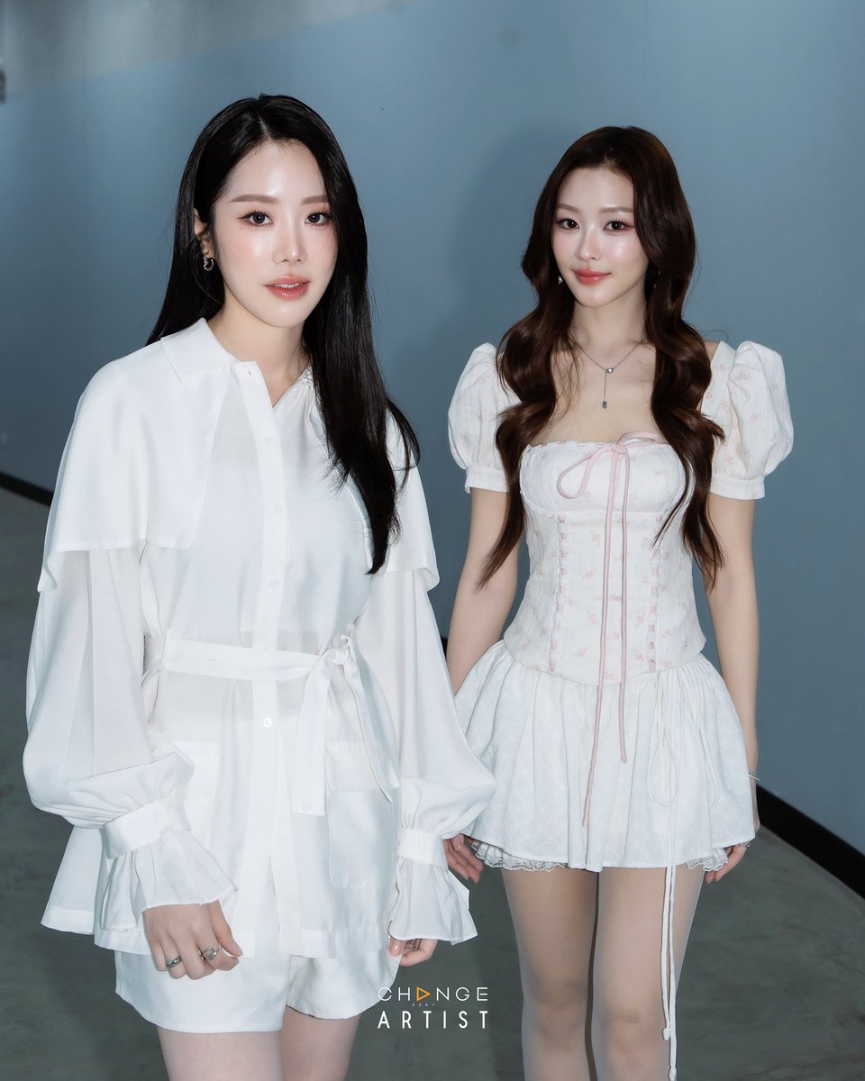 CHANGE ARTIST tweet media