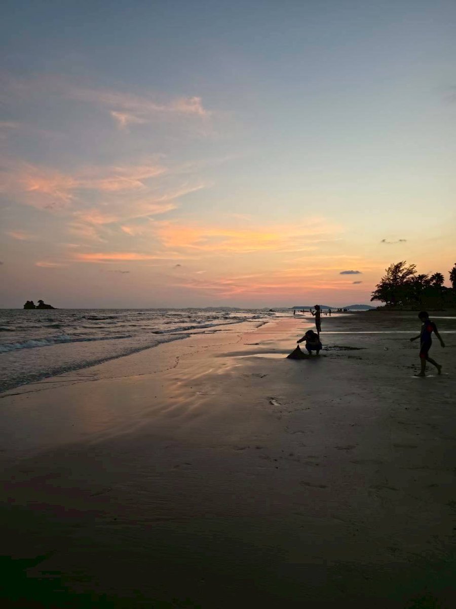 Komkanit 📚👨🏻‍💻 tweet media