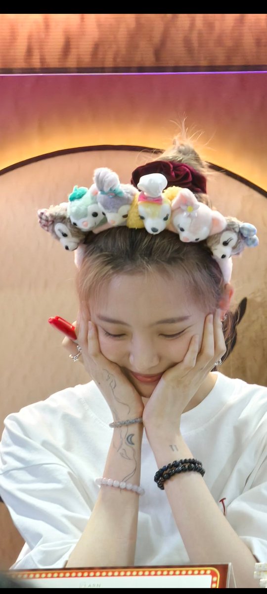 🦋oomoom🖤🤍🍀🌙💫🌈🐰 tweet media