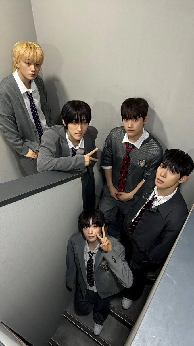 TIOT 티아이오티 tweet media