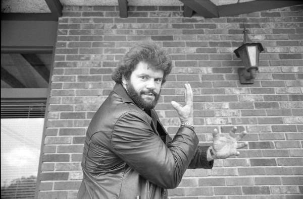 Why not wrestling? tweet media