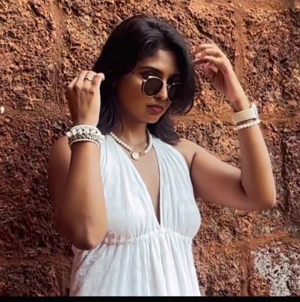 RenukaHari2012's tweet photo. #pyros girl 🥵 https://t.co/MyA9fFyngj