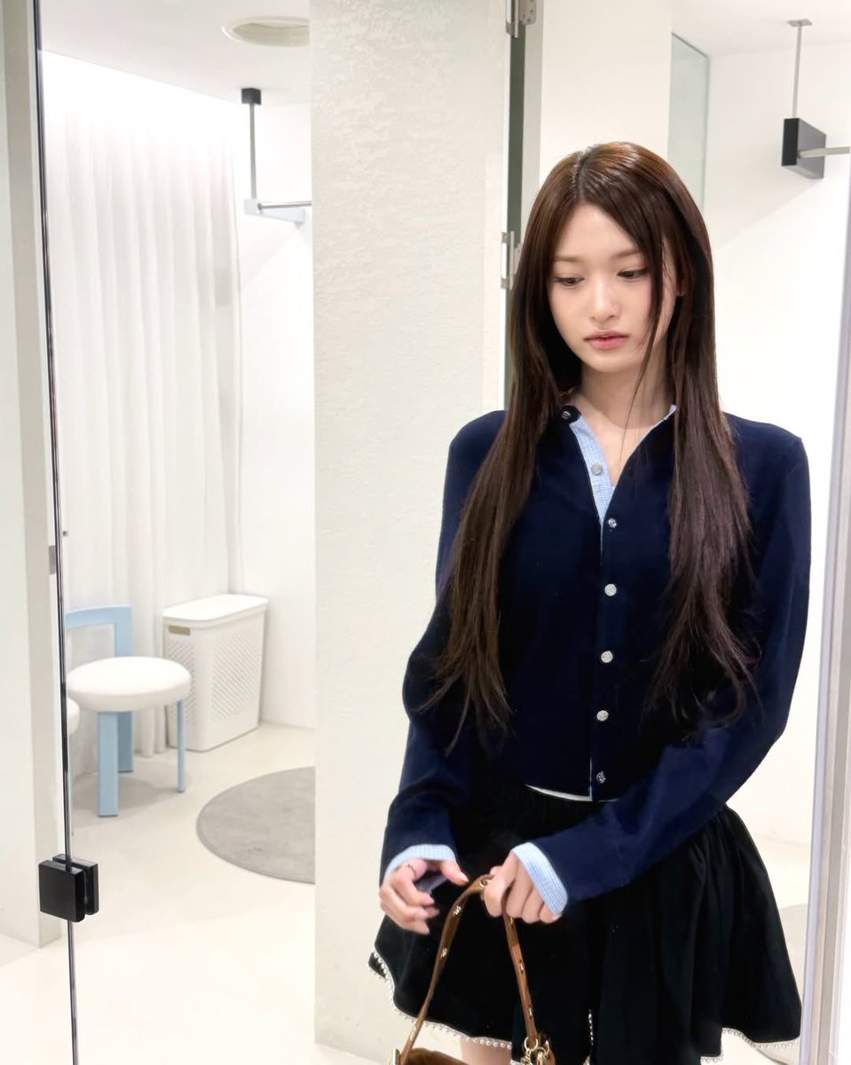 ive pics tweet media