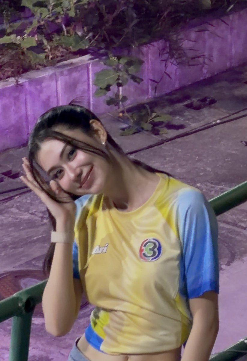 วว ° tweet media