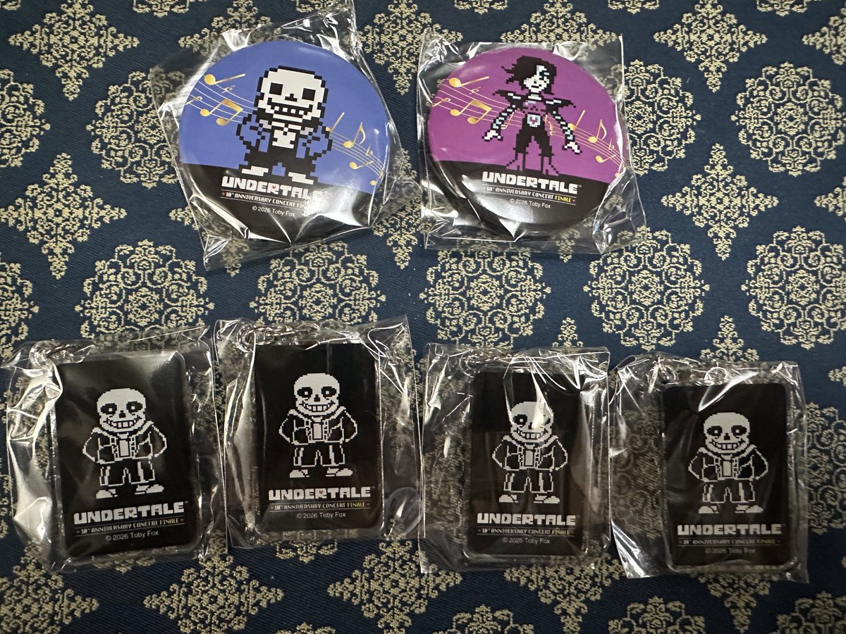 wt_tori's tweet photo. 【交換】アンダーテール UNDERTALE
コンサート カプセルトイ ガチャ 千葉

譲
画像1枚目 サンズ メタトン

求
缶バッジ:パピルス うざいイヌ
アクキー:トリエル アルフィー メタトン アズゴア

同種&amp;複数交換優先
開演30分前〜終演後取引可能 https://t.co/NNphYixkeq