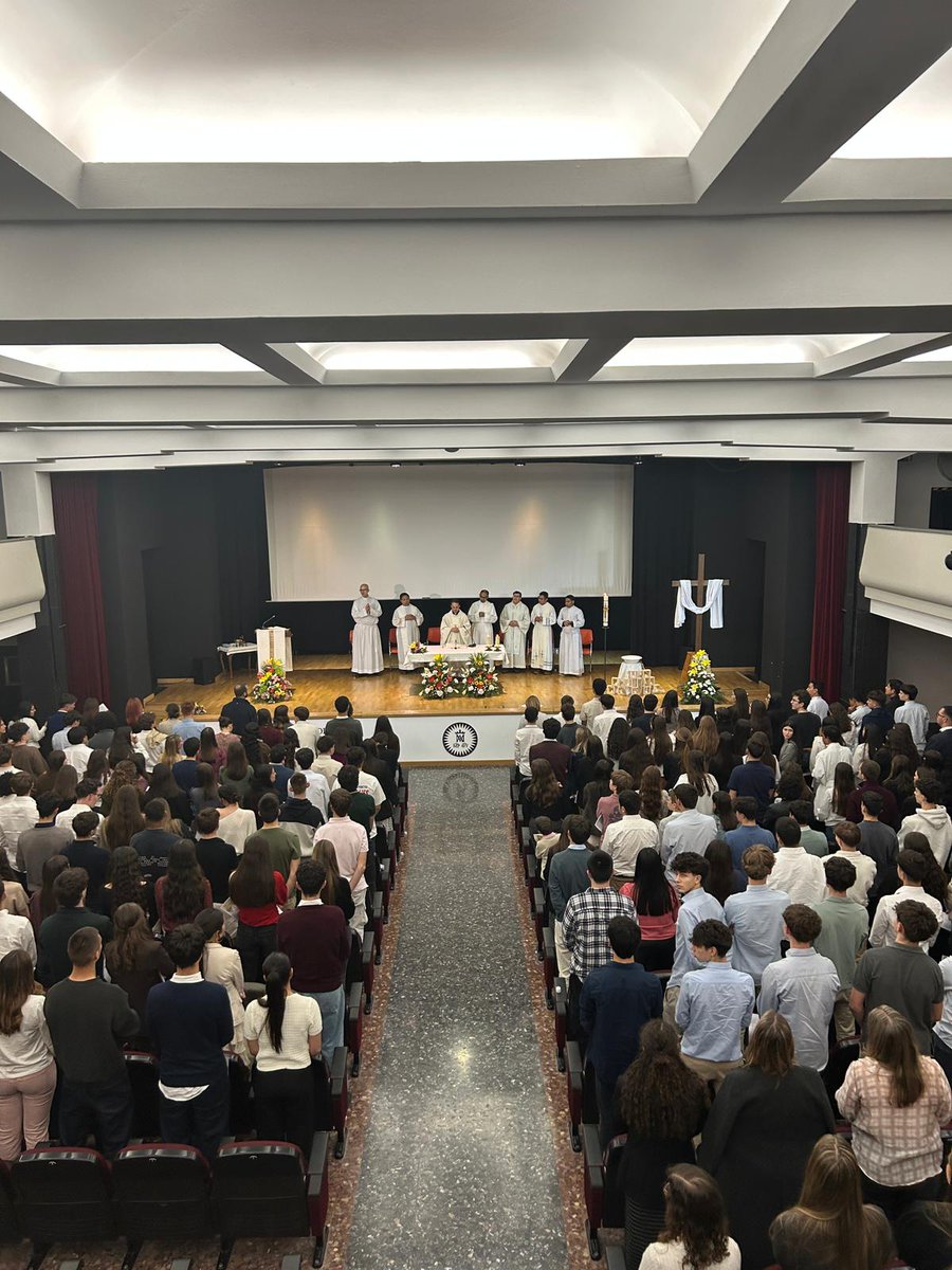 sjcalasanzvlc's tweet photo. DOMINGO DE PASCUA:
La alegría de la fe.
¡Cristo vive! ¡Ha resucitado! ¡Aleluya, aleluya!
Feliz Pascua a todos ☺️ #sjcalasanzvlc #Pascua #escolapios turaíz https://t.co/XeZR95KGSK