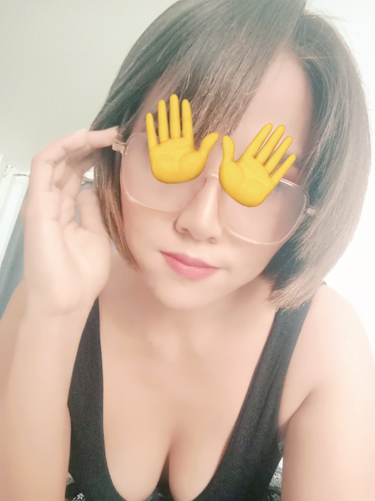 koo35995's tweet photo. ว่างตอนนี้ค่ะ! ถ้าพี่ๆ รู้สึกเหงาและต้องการการดูแล พี่สามารถทักมาหาหนูได้เลยนะคะ! หนูมีความสุขที่จะช่วยทำให้พี่ๆ รู้สึกดีขึ้น
📲 0958511399
Line 🆔: 0958511399
#รับงานสวรรคโลก #รับงานศรีสำโรง
#รับงานสุโขทัย  #รับงานพิชัย #รับงานศรีนคร https://t.co/xFKHErkmcO