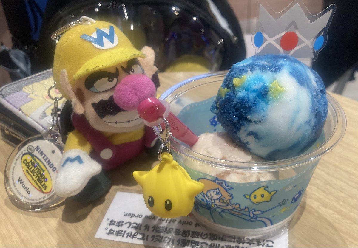 お○り tweet media