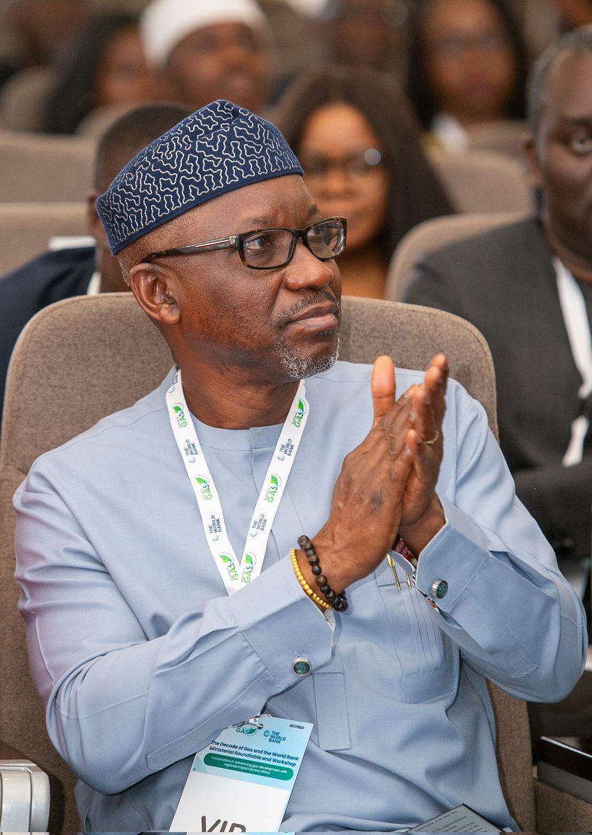 TheDecadeOfGas's tweet photo. Honourable Minister of State for Petroleum Resources (Gas), Rt. Hon. Ekperikpe Ekpo — Spoke on advancing gas policy, boosting domestic utilization, and driving Nigeria’s gas-powered economy agenda.
#decadeofgas #worldbank https://t.co/FDlVHFRGso