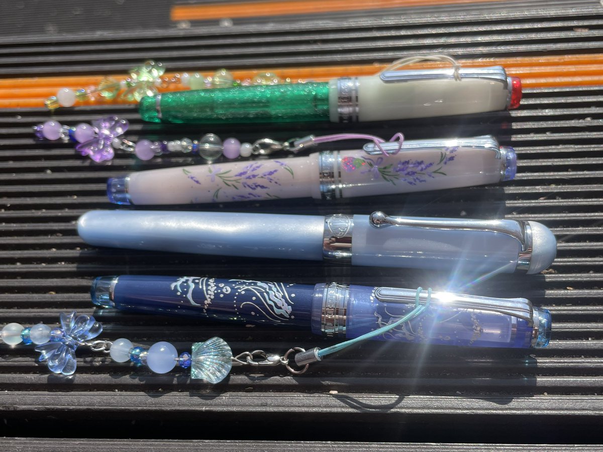 뭉냥이🍅🎄 tweet media