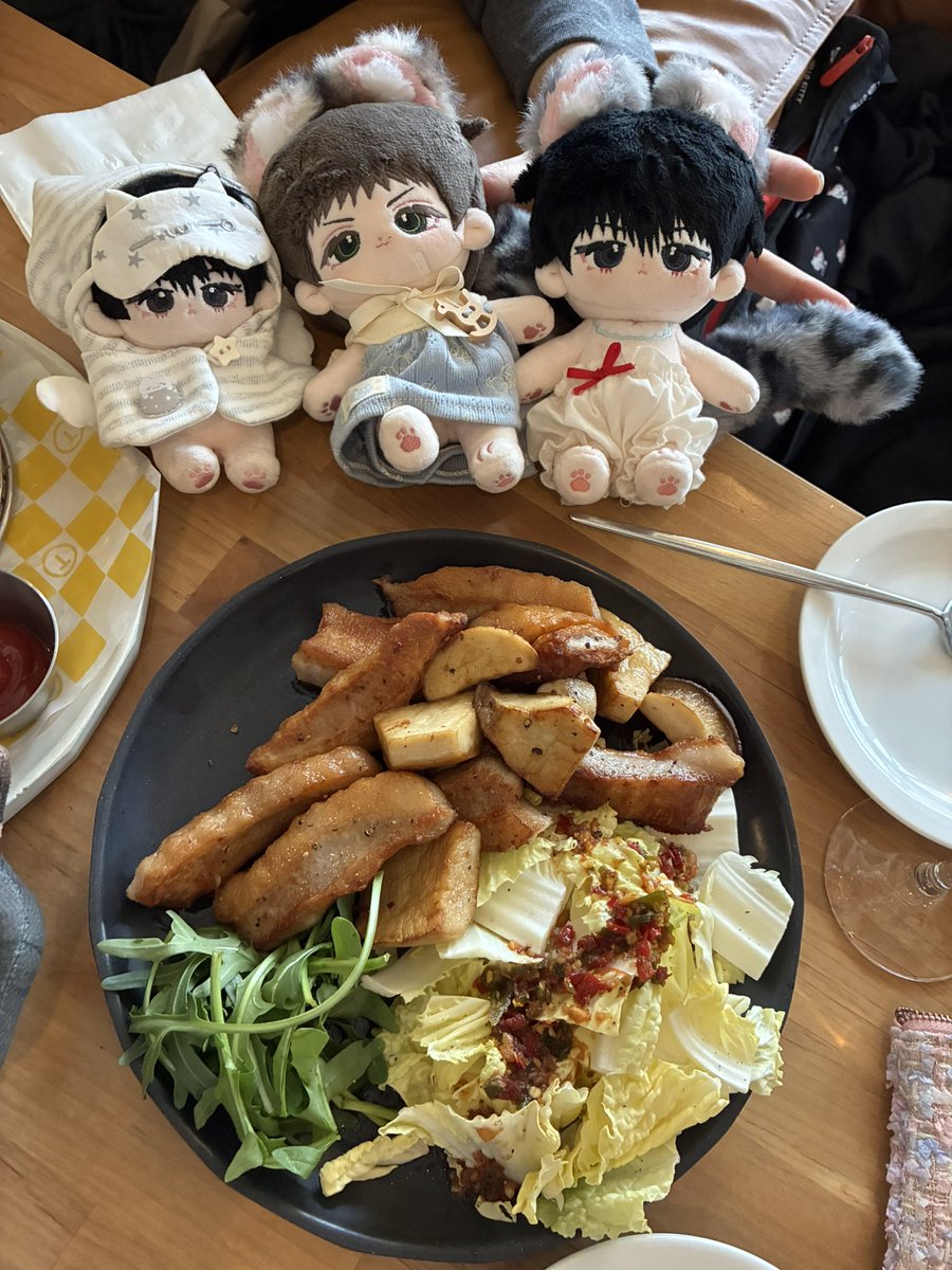 도나쓰 tweet media