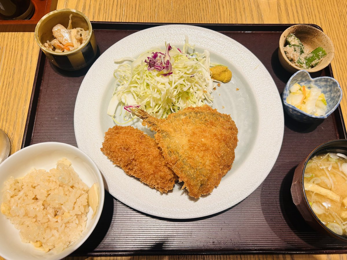 帝ʚ❤︎ɞみかどɞ@トリシャ tweet media