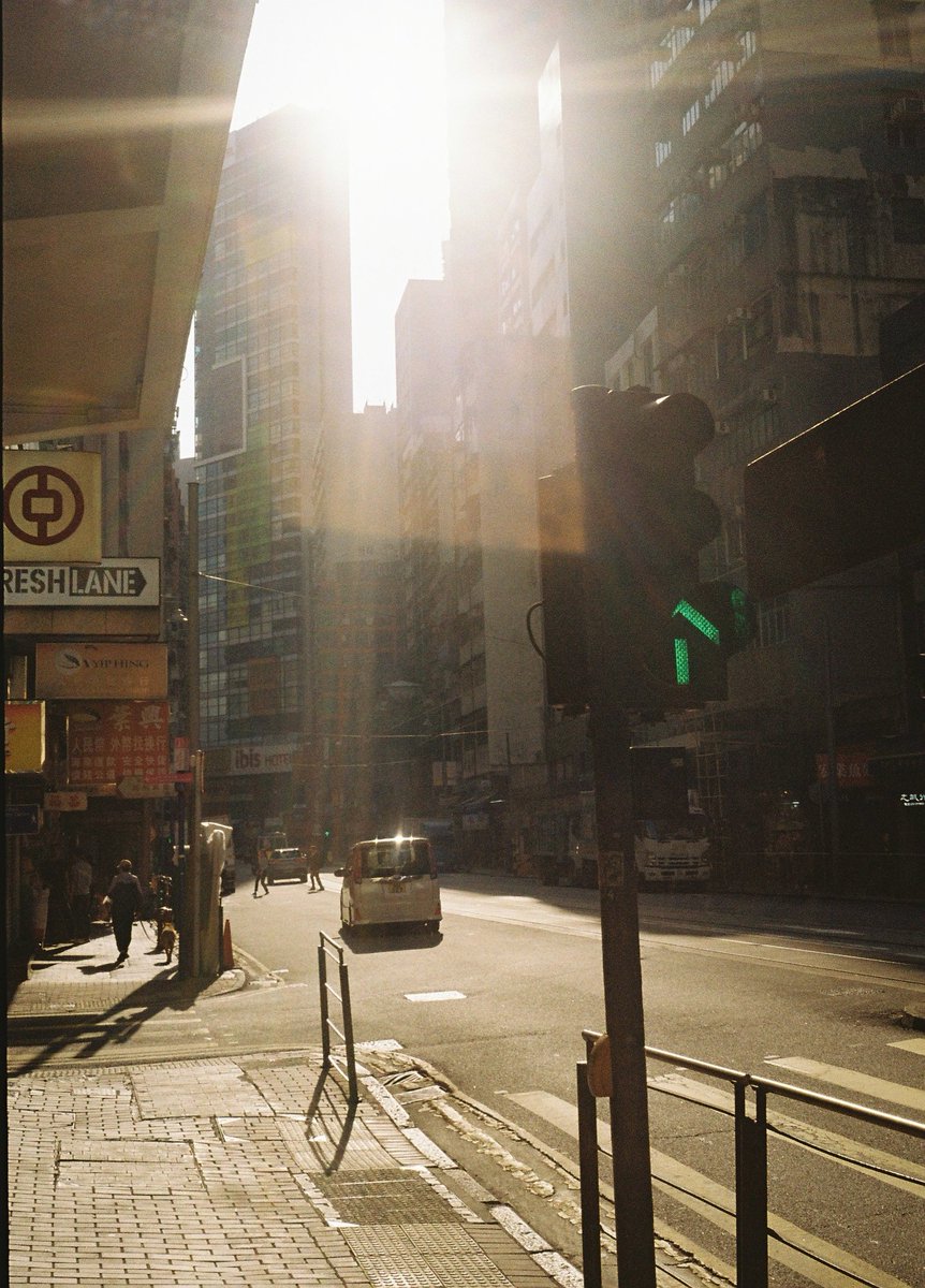 Suggybro's tweet image. Hong Kong on 35mm film 🎞️
Cam: OLYMPUS TRIP35
現像はエビスカメラさんにやっていただきました。

 #film #kodak #photography #香港