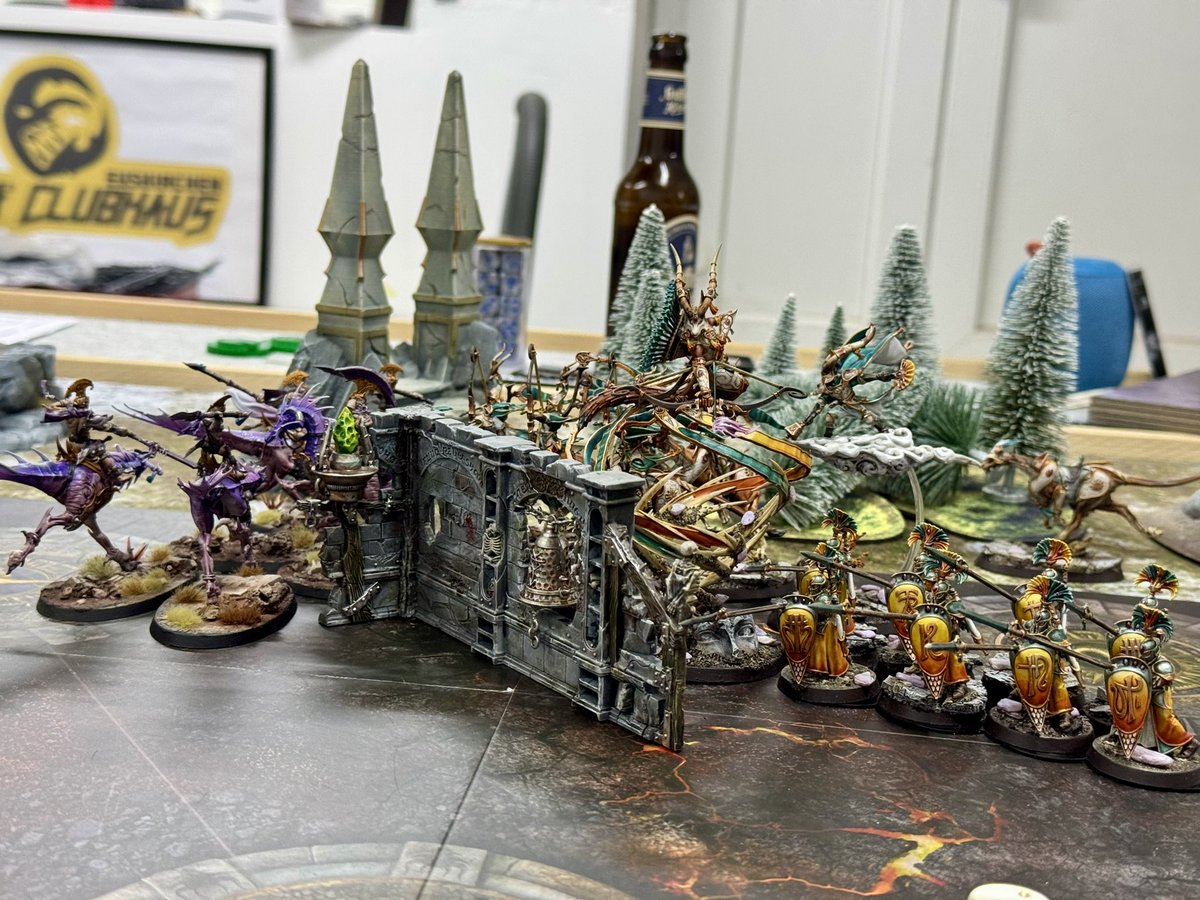 groje's tweet image. Played the new Lumineth Hurrakan Spearhead, quite tricky vs. Slaanesh where everything can return once. Still managed to score more points after round 4 

#warhammercommunity #ageofsigmar #spearhead #warhammer #tabletopgames
