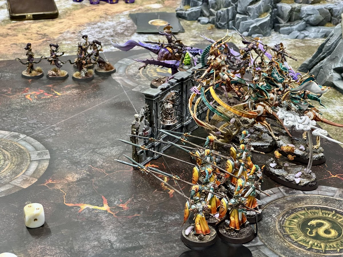 groje's tweet image. Played the new Lumineth Hurrakan Spearhead, quite tricky vs. Slaanesh where everything can return once. Still managed to score more points after round 4 

#warhammercommunity #ageofsigmar #spearhead #warhammer #tabletopgames