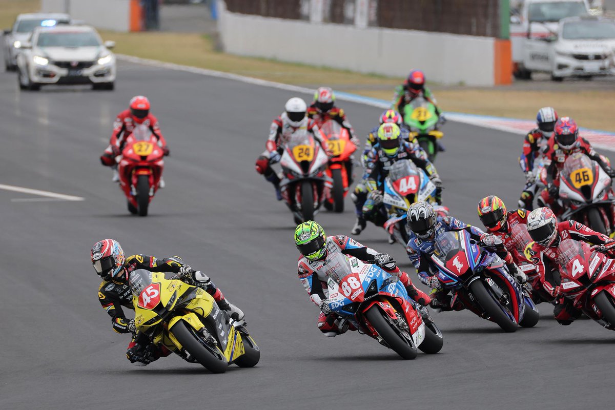 DUNLOP Motorcycle Tyres (ダンロップ二輪タイヤ公式アカウント) tweet media