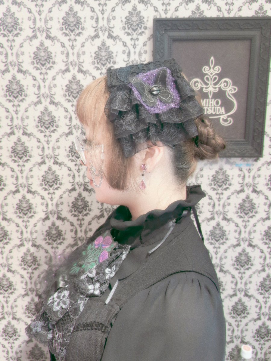 🍑𝕄𝕠𝕟𝕖𝕥🍑 tweet media