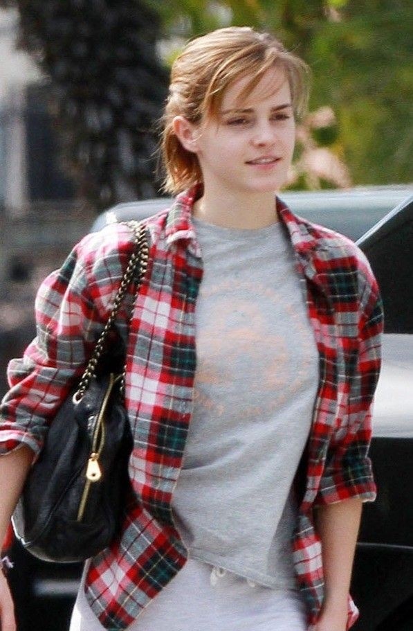 EmmaWatsonFP0's tweet photo. #EmmaWatson 

#HappySunday 

#EmmaWatsonFanPage 
#EmmaWatsonFanPage0 https://t.co/dfCQ3CFgA7