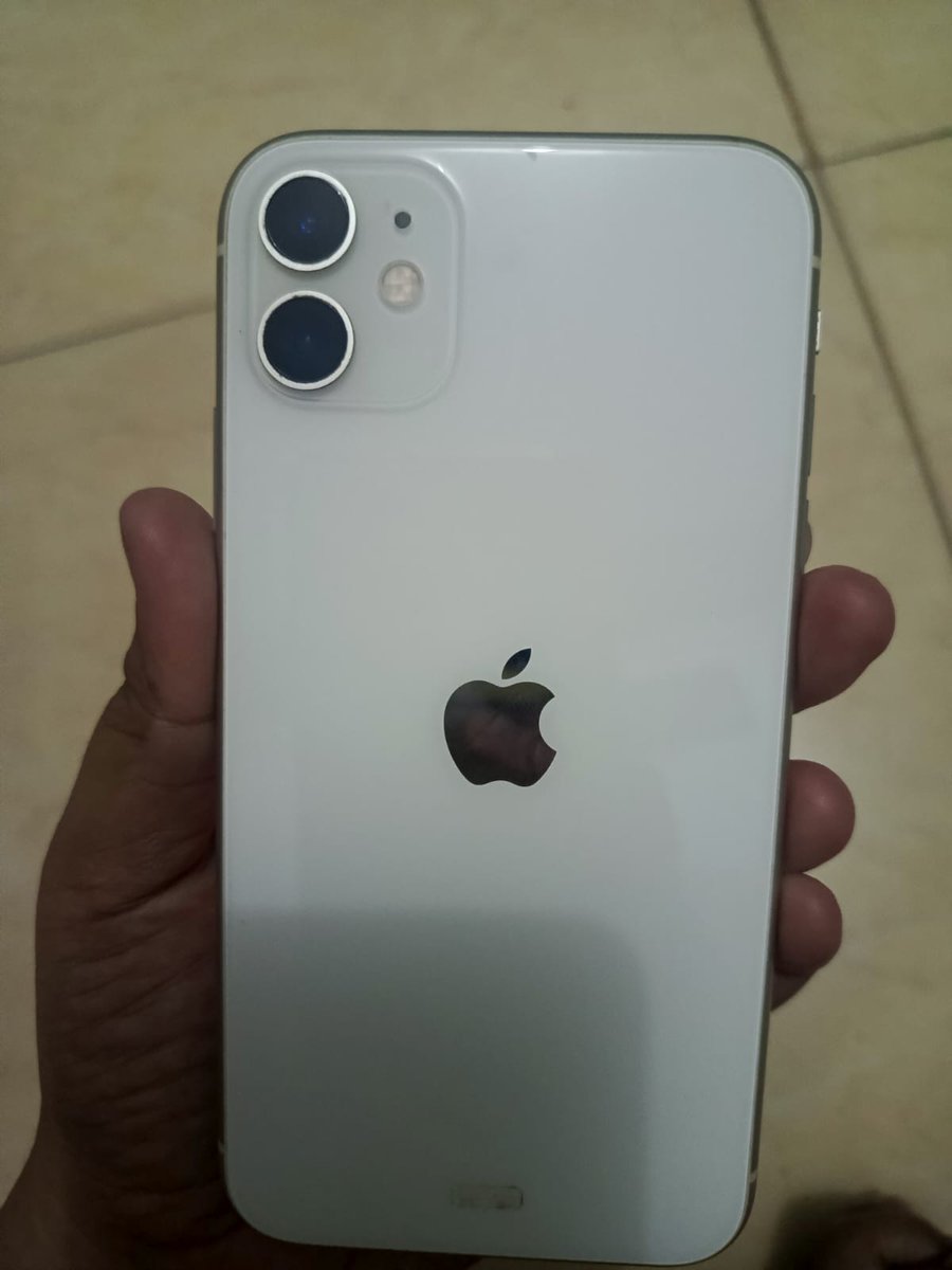 #wts Iphone 11 64 GB Ex ibox Minus LCD awan.. 3.6jt nettt