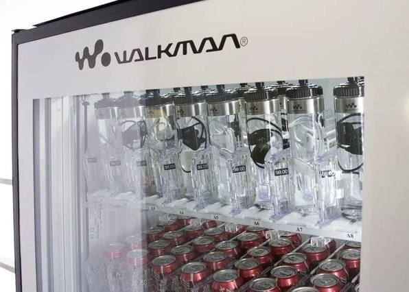 Y2K_DOTCOM's tweet photo. bottled walkman vending machine https://t.co/ZzZcSDJVMW
