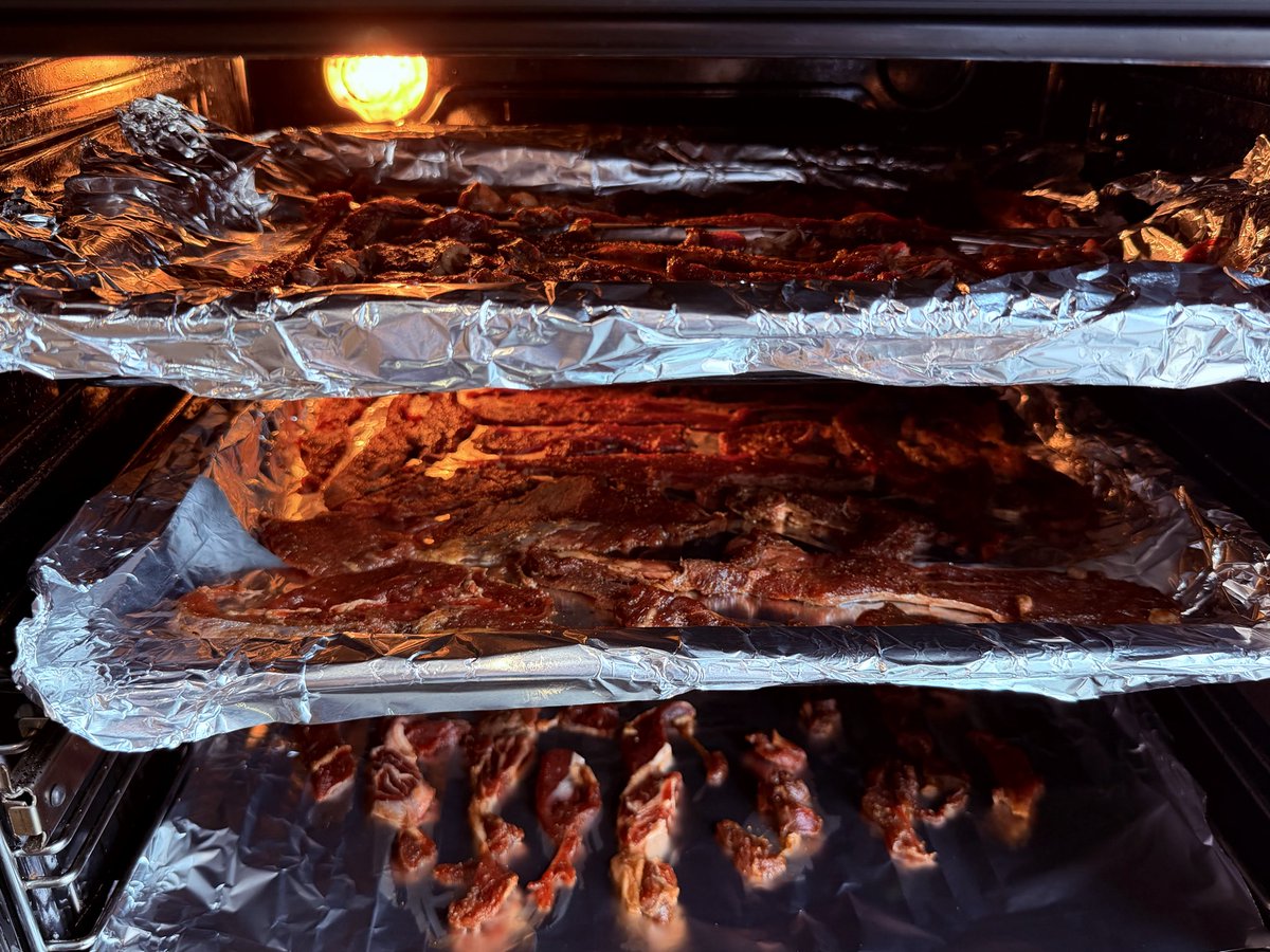 Төрийн соёрхолт tweet media