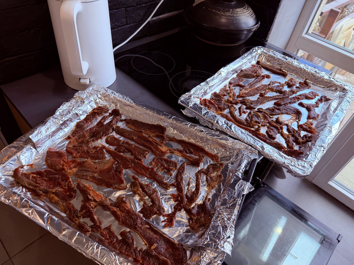 Төрийн соёрхолт tweet media