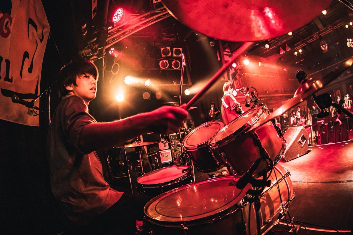 nomadicteller's tweet photo. BIG SMILE Vol.464
2026.3.21 sat
@佐賀GEILS 

photo by @mio_photocam 

BIG SMILEの周年記念イベントに今年も出演させていただきました！18周年をお祝いできたこと、とても嬉しく思っております。
ありがとうございました！ 

#ライブ写真 #ライブ #バンド
#nomadicteller #ノーマディックテラー https://t.co/mSYWkgrzLL