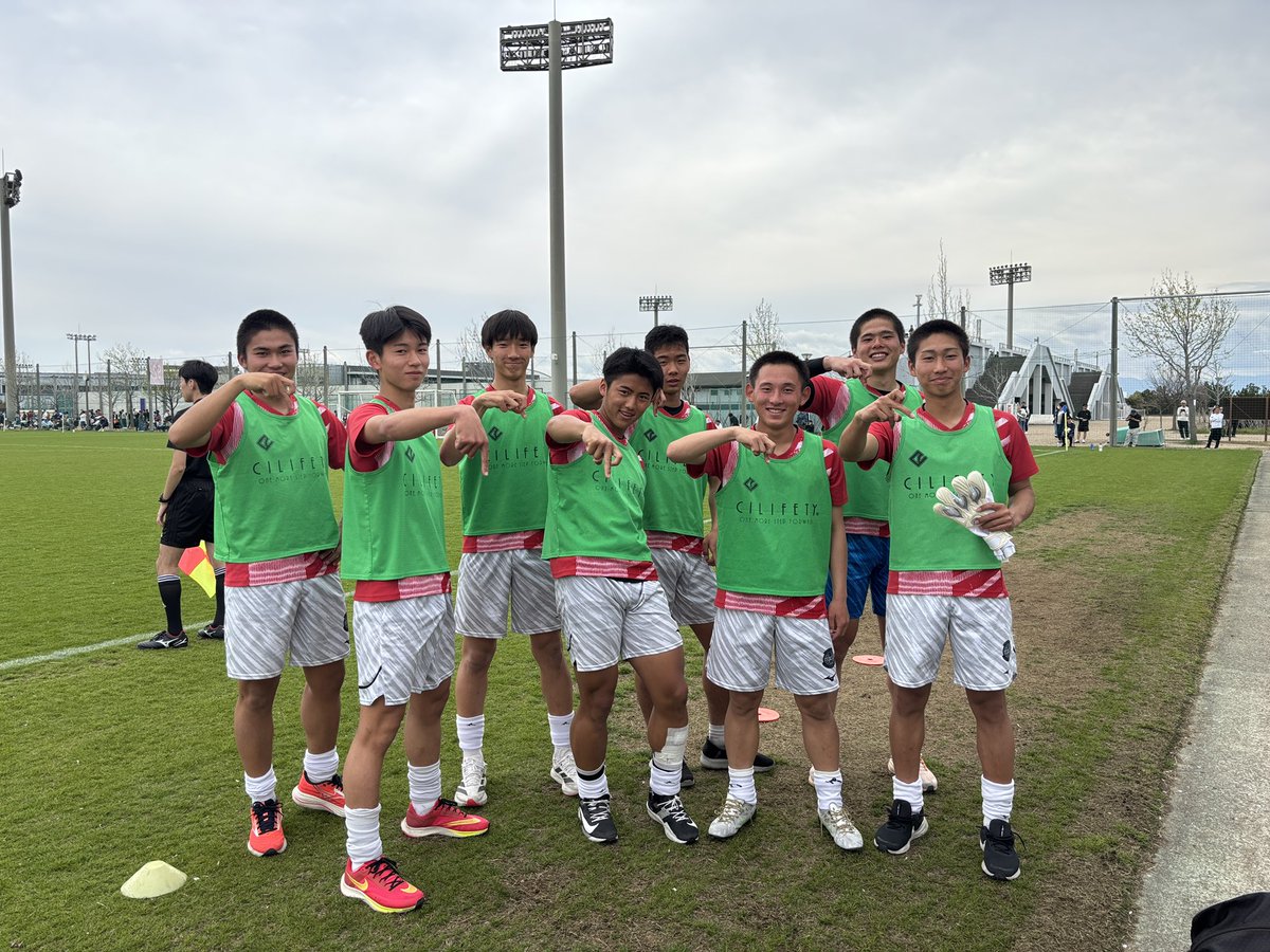 KOBEKORYO's tweet photo. トップチーム
プリンスリーグ関西1部
神戸弘陵 2-5 セレッソ大阪
ご声援ありがとうございました。
#REFLAME
https://t.co/3P0csd9Fhy
#キノネ塾
#cilifety
https://t.co/Zup8FW6WmZ
#焼肉処にく全
#三宮店 #板宿店 #東加古川店
https://t.co/zaIIwMMTar
#神戸弘陵
#MIZUNO https://t.co/FL4gBdi9qG