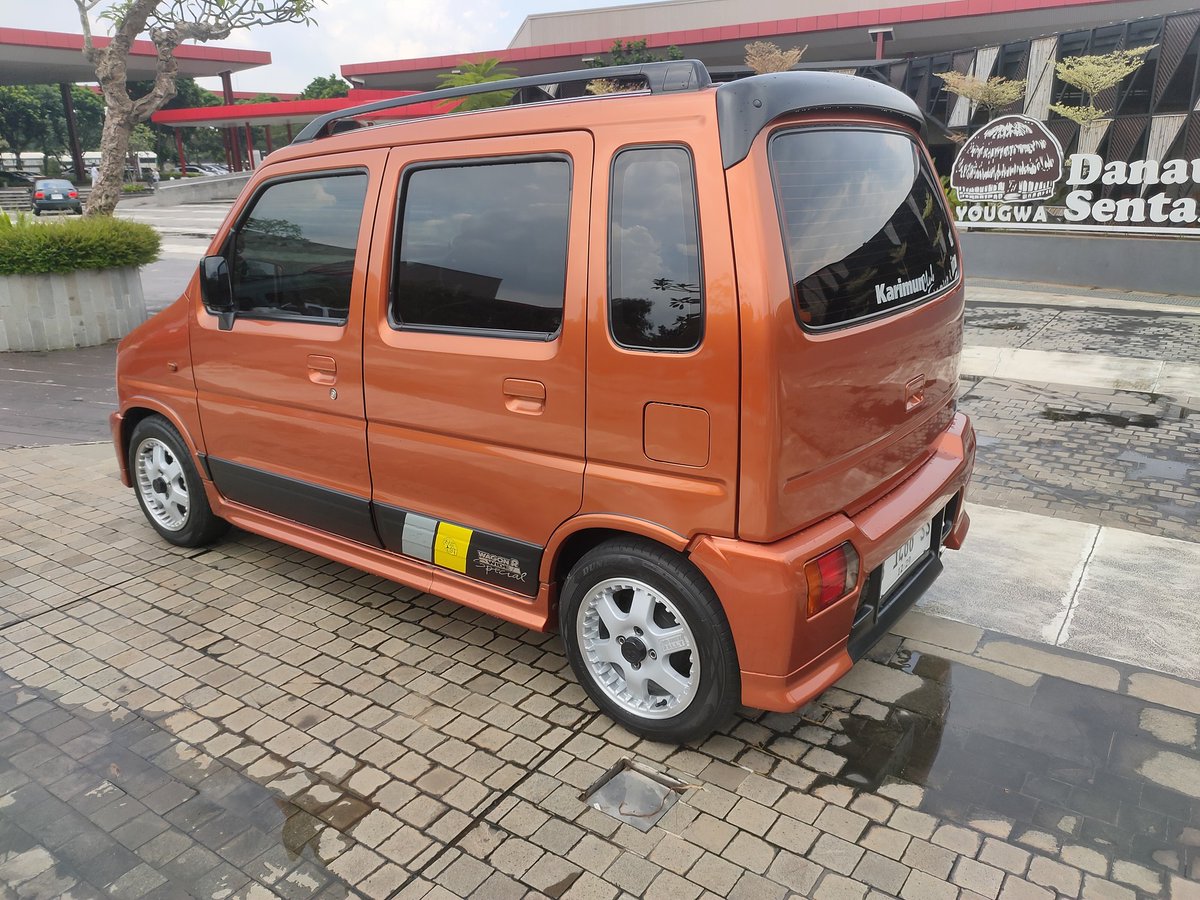 SmwGwOto tweet media