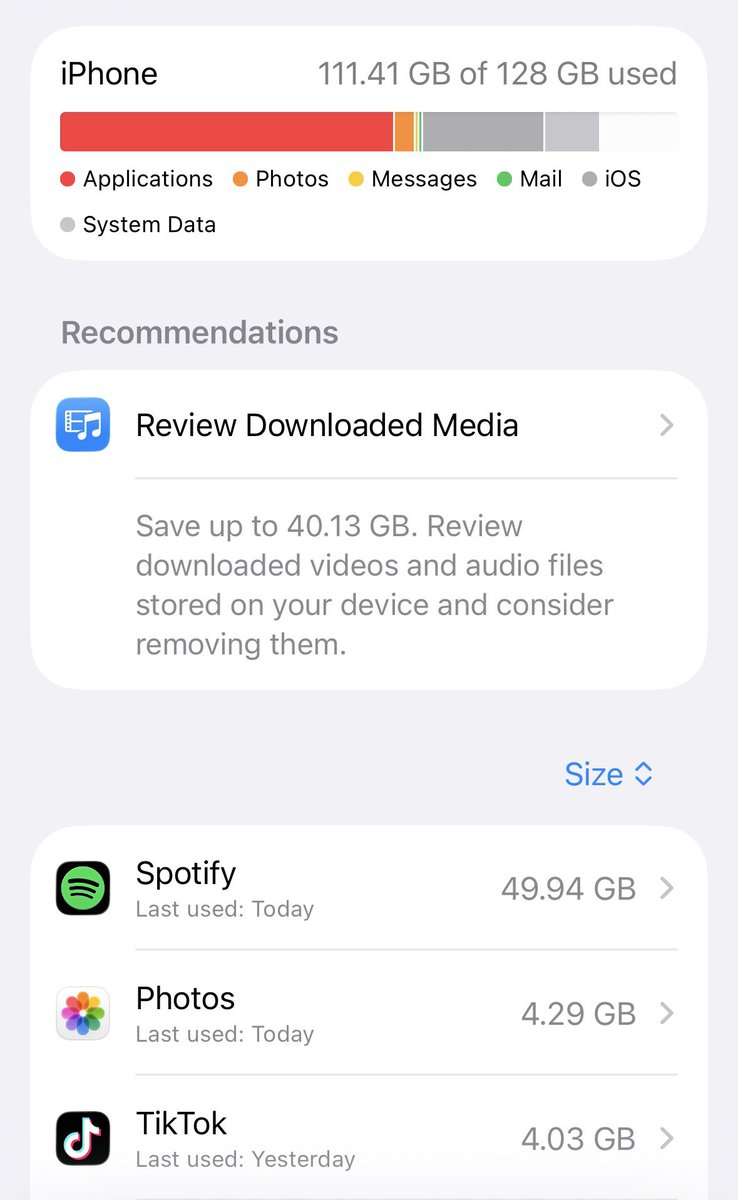 amelia🍎🎀 tweet media