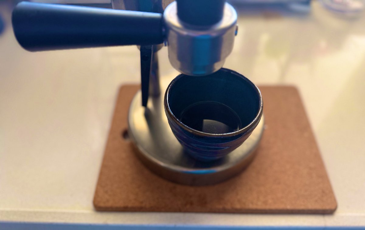 BoredWhiteCollar tweet media