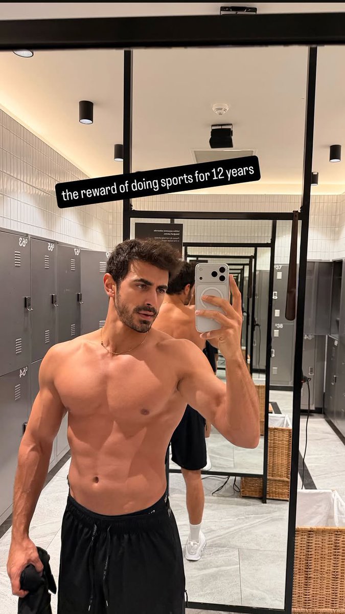 🆕 📸 Emin Günenç via IG subscription

“Rule 1: get up early and go to the gym”

From 07:54 to 08:52… gym empty (for obvious reasons 😅🤣) + a gym selfie

“the reward of doing sports for 12 years”

Discipline has its rewards 💪🏻

#EminGünenç #Arafta