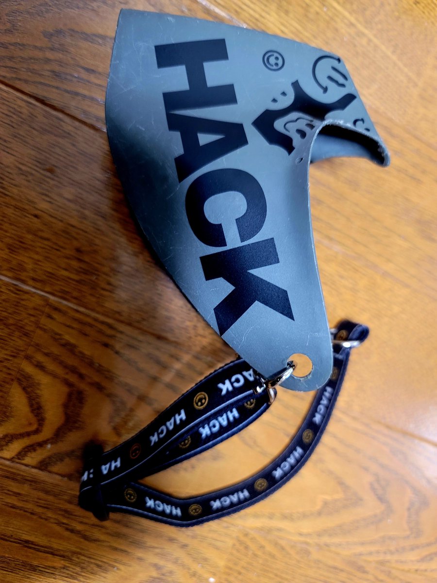 IAuQ3wcolaRRh7F's tweet image. ステッカー貼った😆　#HACK #自称ストリート系サバゲーマー