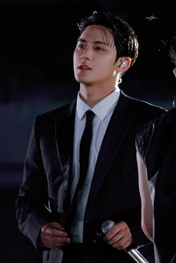 𝒐𝒏𝒊𝒈𝒊𝒓𝒊🍙 tweet media