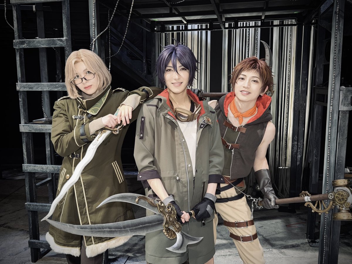 #文劇9 
東京千秋楽だあああああ
ほんとに胸がいっぱいです
一つ一つが千秋楽みたいな全力
こんな人たち中々いないよ
このメンバーだったから頑張れたです
そして
皆サンの応援があったから駆け抜けることができました
銀劇でスタオベという最幸の景色をみせてくれてありがとうございました🦀❤️‍🔥