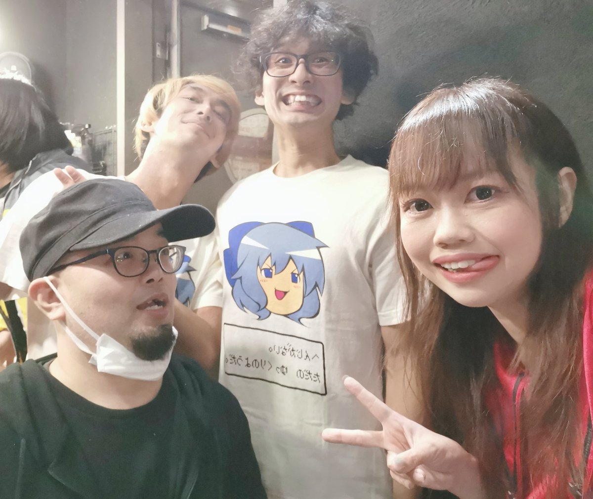 湊月あいり* tweet media