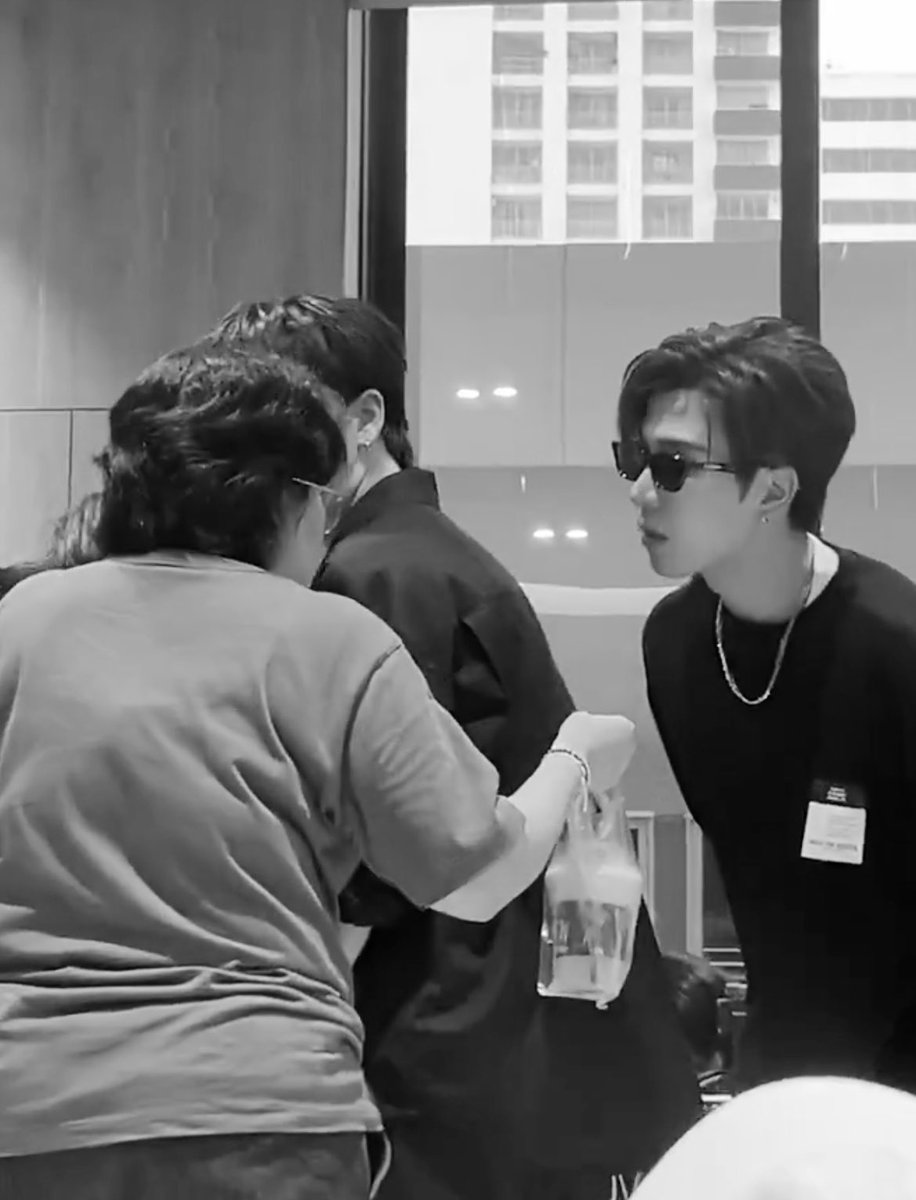 ลุงพบเมฆ (☁️) tweet media