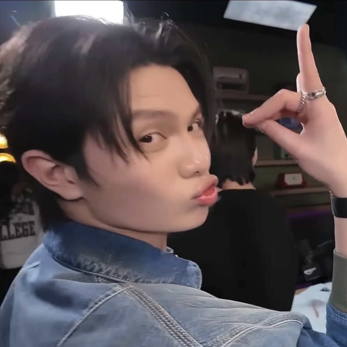 moon 🐾 tweet media