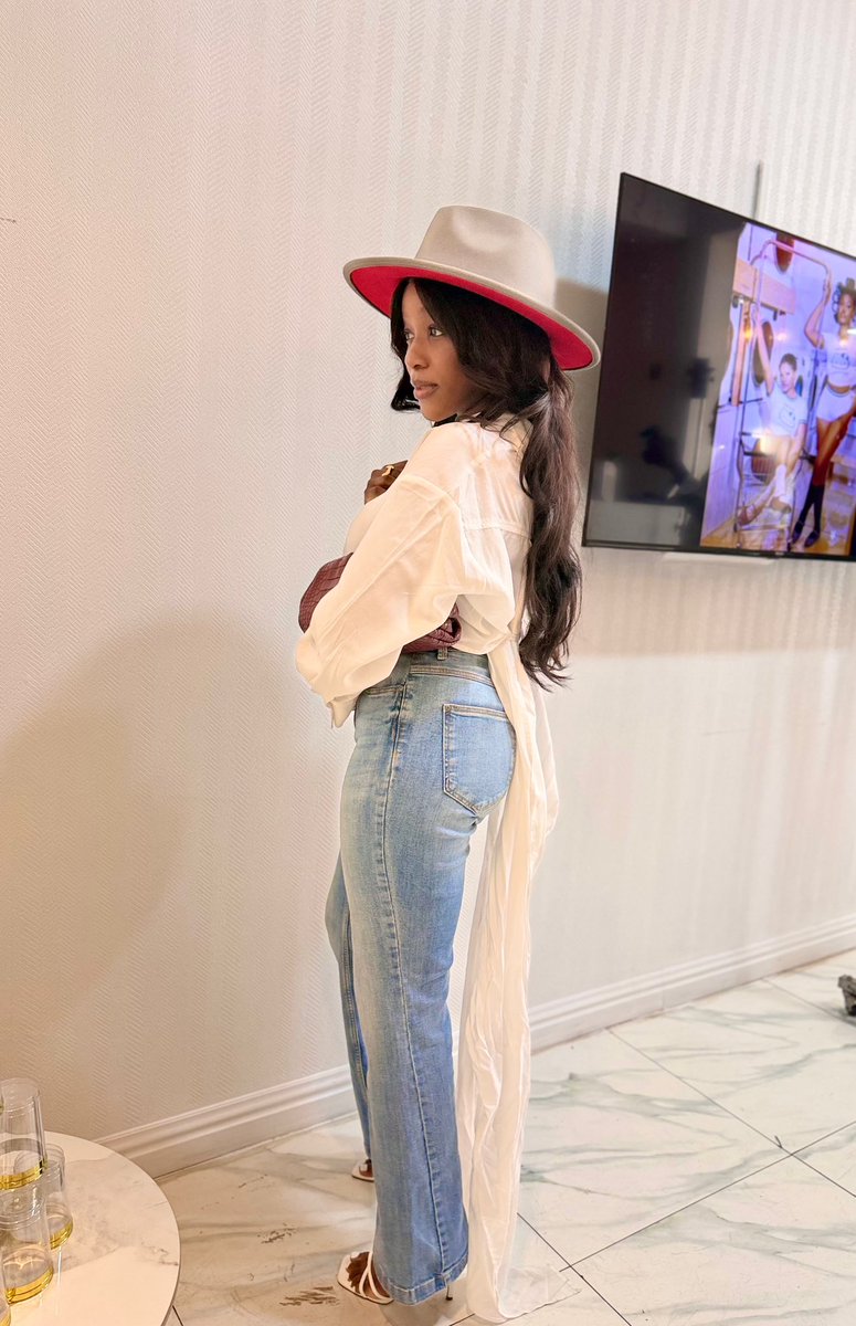 Chary🫧 tweet media