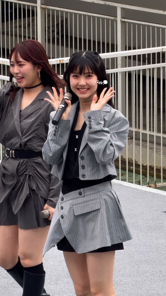 みーたん tweet media