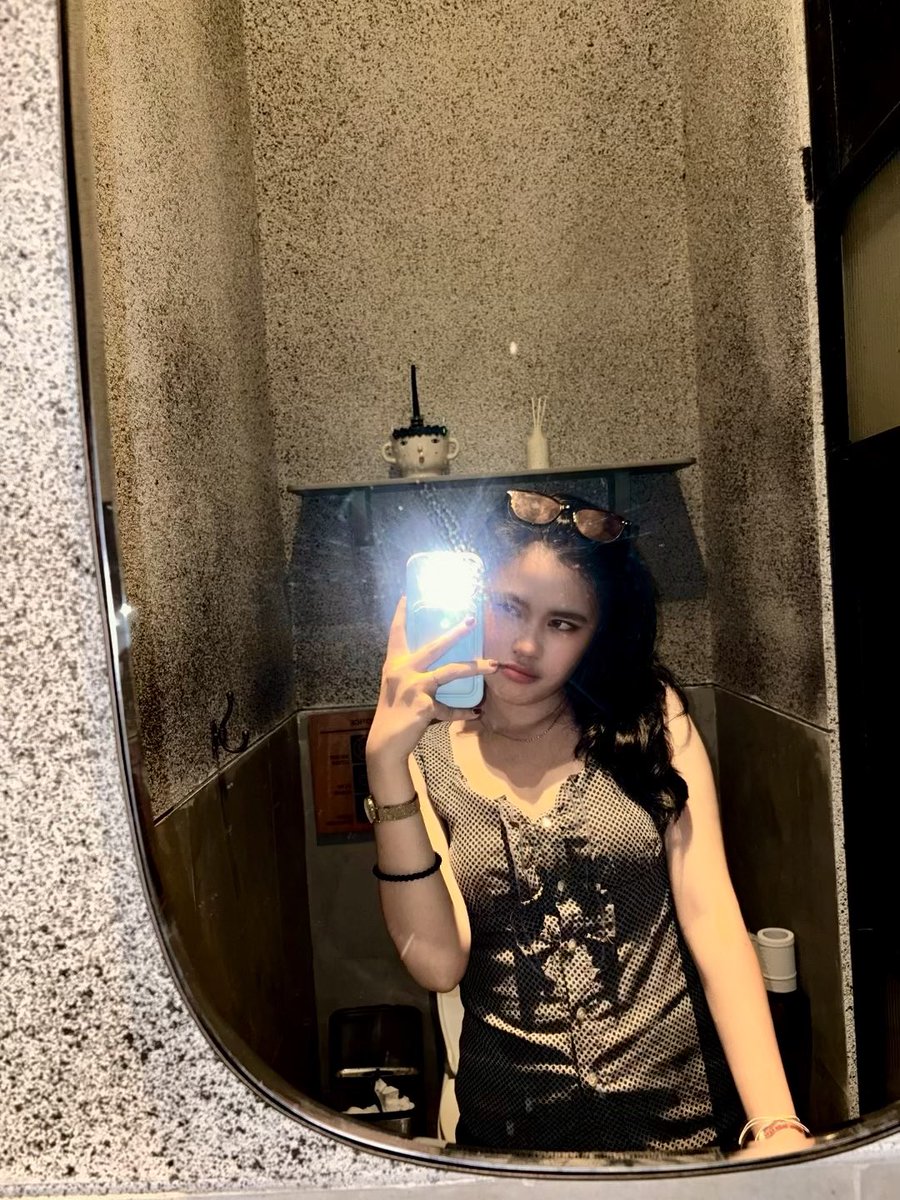 wopyuuu_ tweet media