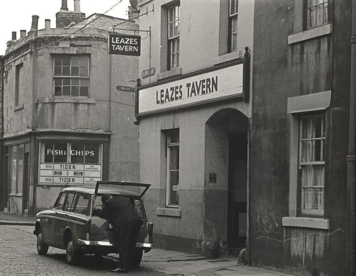 Britain's Lost & Living Pubs tweet media