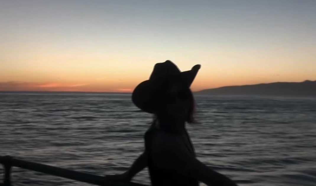 มะลึกกึ๊กกึ๋ย tweet media