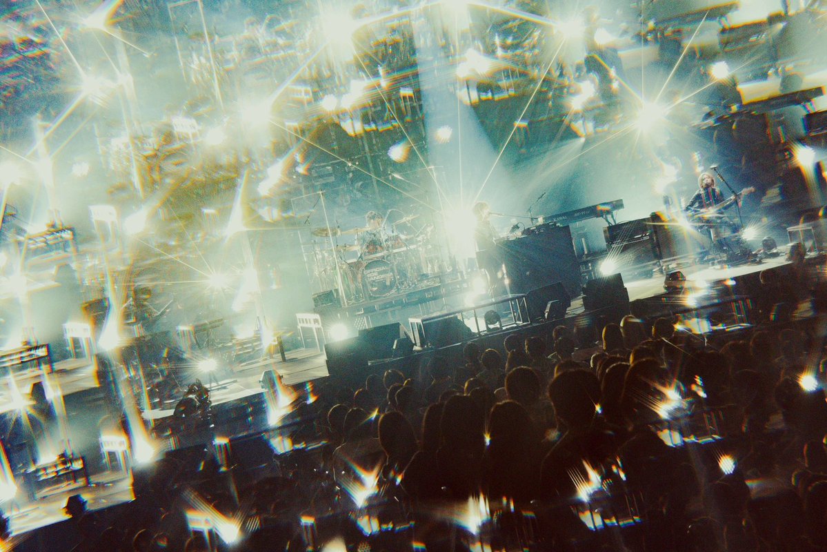 Official髭男dism tweet media