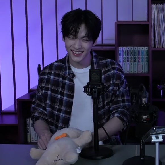 jaz 🐰🍀 tweet media