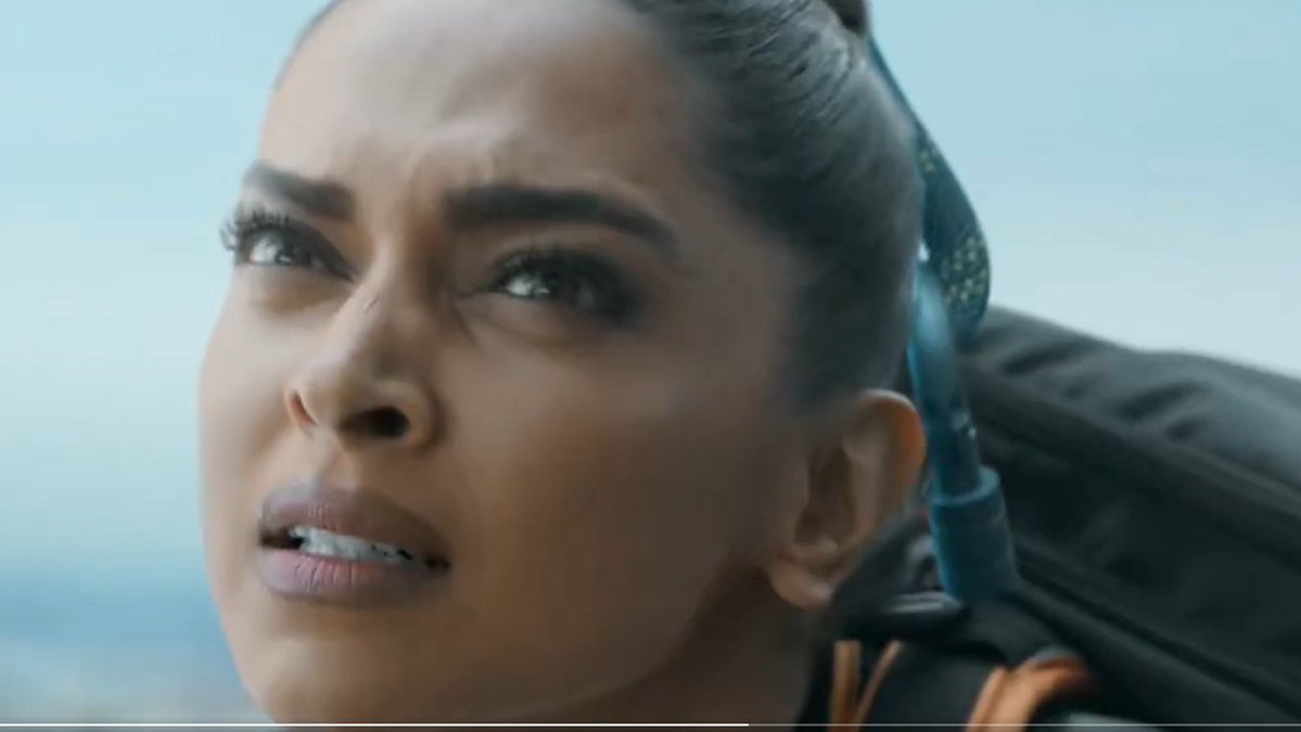 HelloWorld tweet media